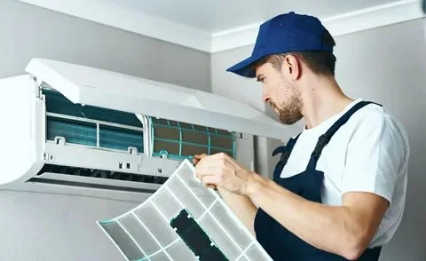 فني تكييف مركزي
